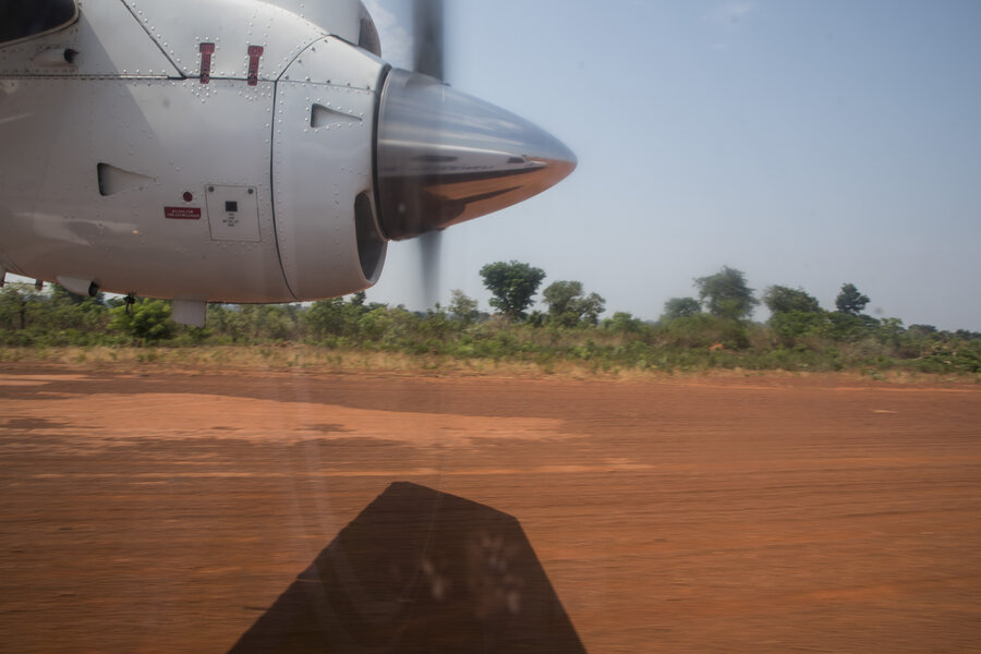The UNHAS Dornier 228 touches down in Bambari, in the middle of Central African Republic. WFP/Aurore Vinot